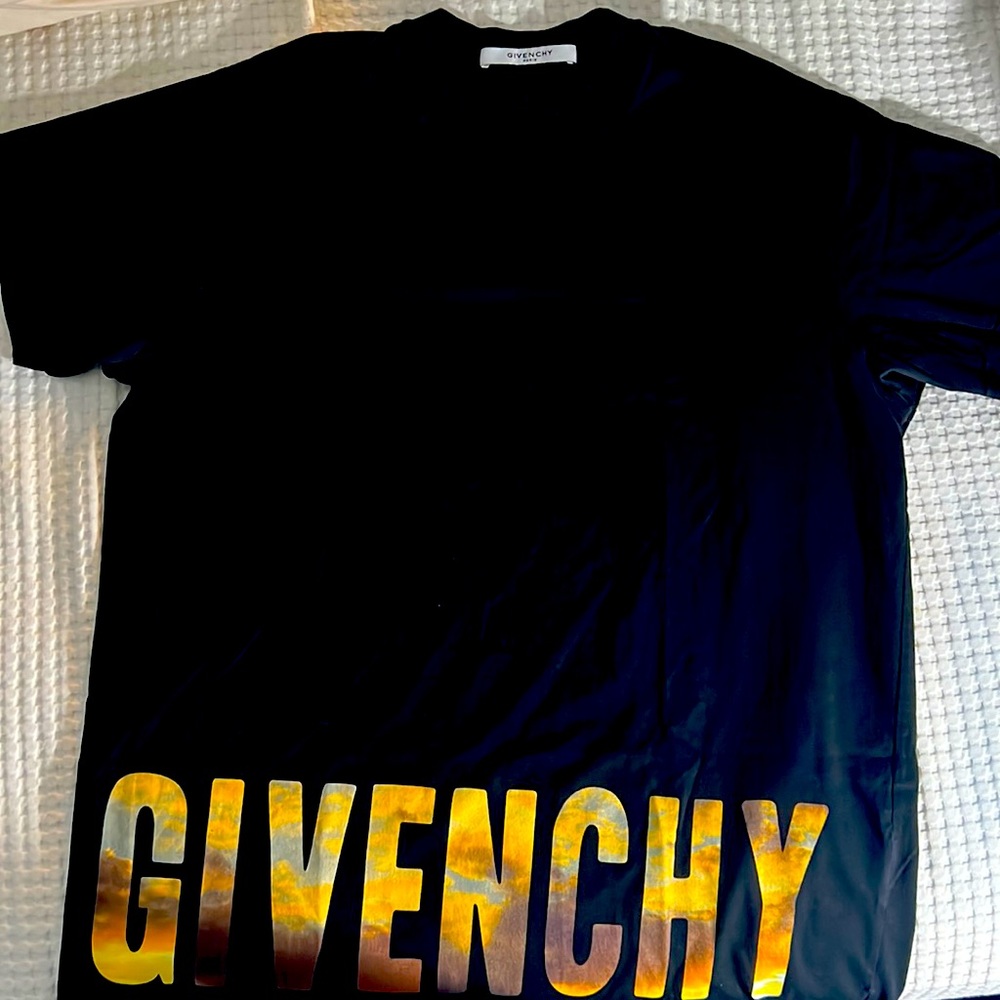 Mens Givenchy Tshirt